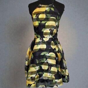 2bella Boutique Floral Lemon Dress - Size S | Chic & Fresh Summer Fashion